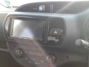 TOYOTA VITZ 2020 Image 10