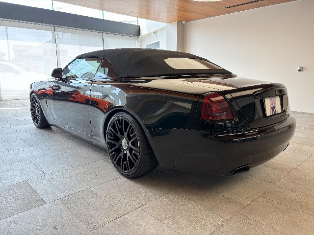 ROLLS ROYCE DAWN 2016 Image 29