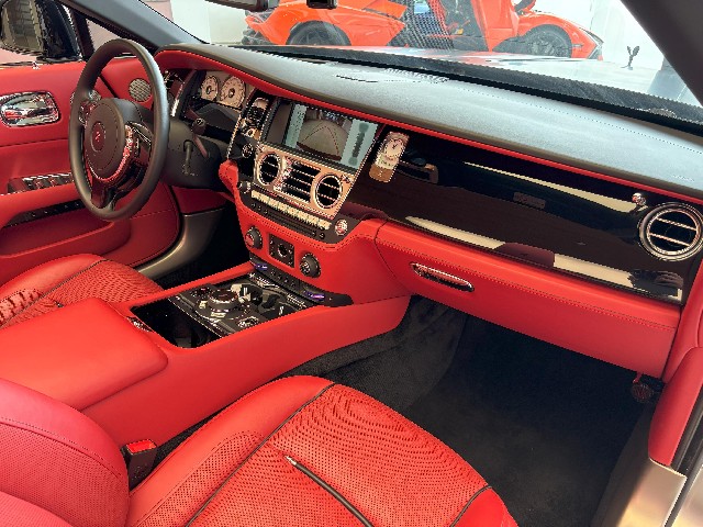 ROLLS ROYCE DAWN 2016 Image 42