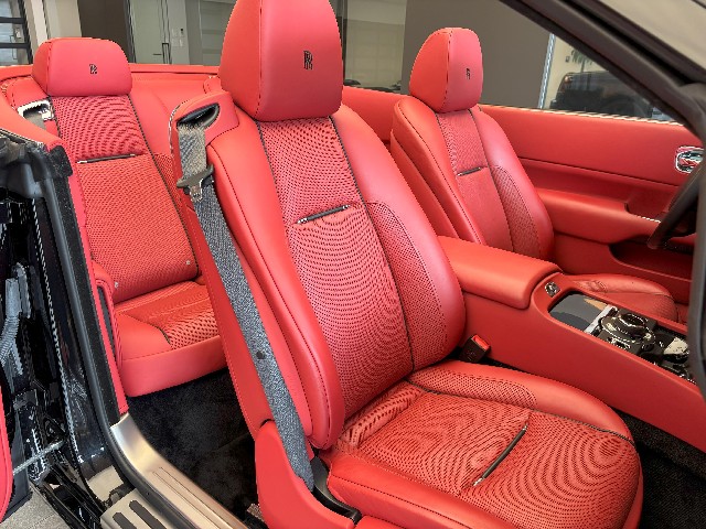 ROLLS ROYCE DAWN 2016 Image 44