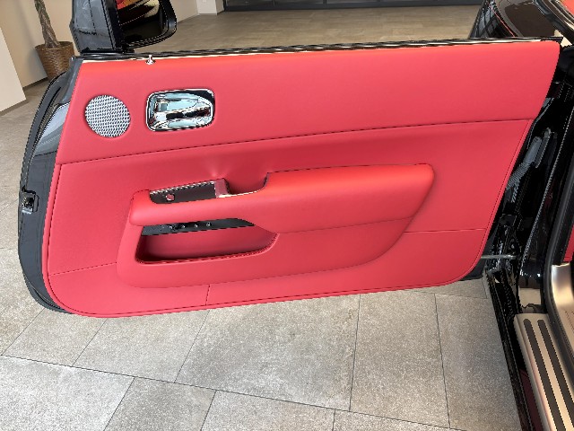 ROLLS ROYCE DAWN 2016 Image 45