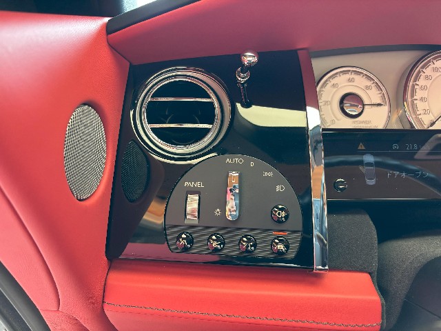 ROLLS ROYCE DAWN 2016 Image 55