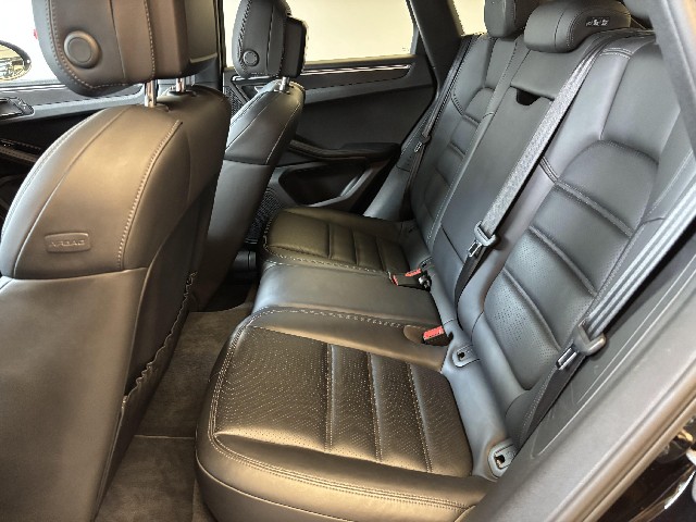 PORSCHE MACAN 2017 Image 25