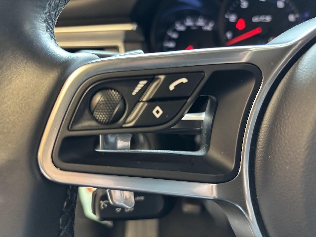 PORSCHE MACAN 2017 Image 37