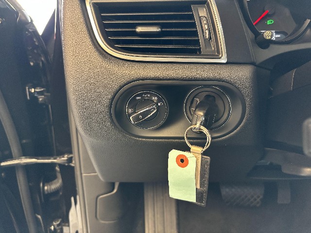 PORSCHE MACAN 2017 Image 39