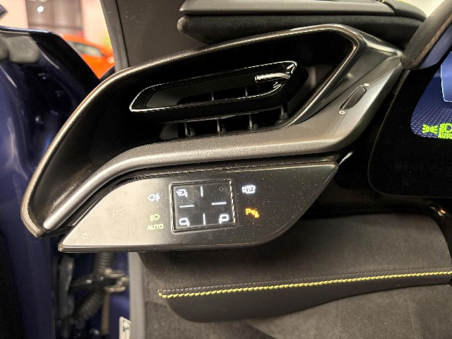 FERRARI SF90 STRADALE 2021 Image 32