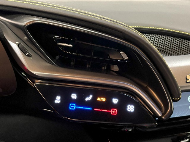 FERRARI SF90 STRADALE 2021 Image 34