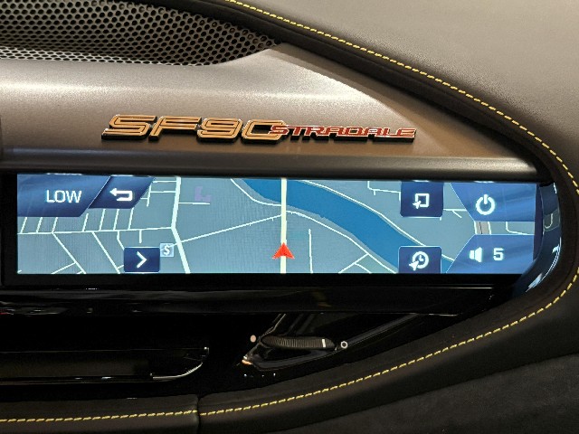 FERRARI SF90 STRADALE 2021 Image 36