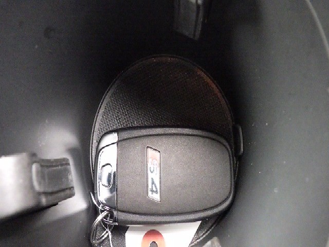 AUDI S4 AVANT 2010 Image 20