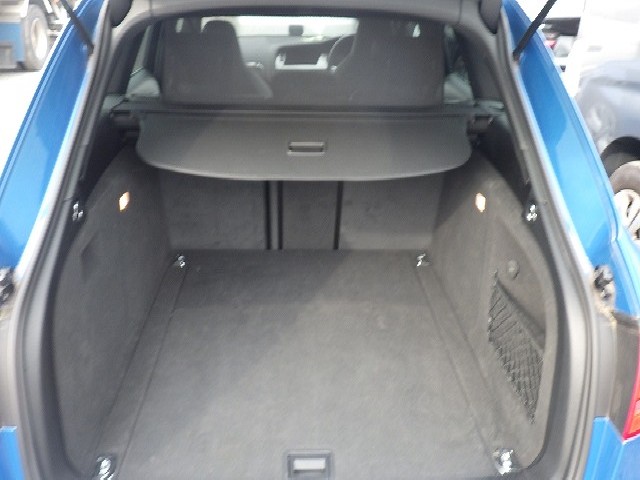 AUDI S4 AVANT 2010 Image 23