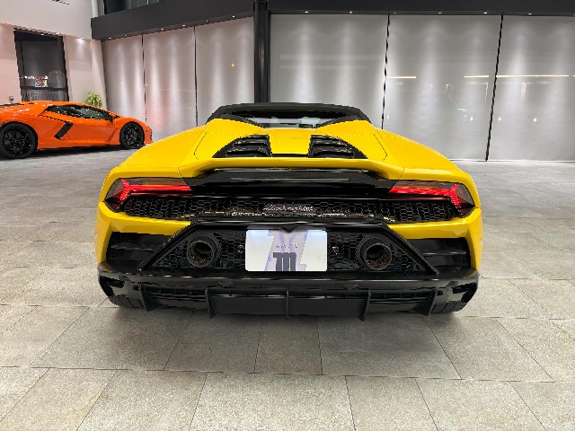 LAMBORGHINI HURACAN 2019 Image 22