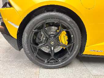 LAMBORGHINI HURACAN 2019 Image 21