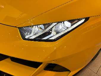 LAMBORGHINI HURACAN 2019 Image 23