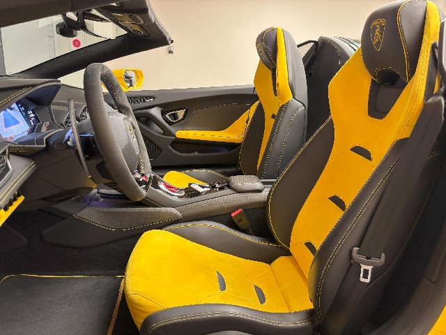 LAMBORGHINI HURACAN 2019 Image 32