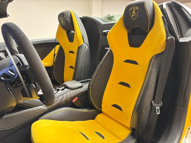 LAMBORGHINI HURACAN 2019 Image 33