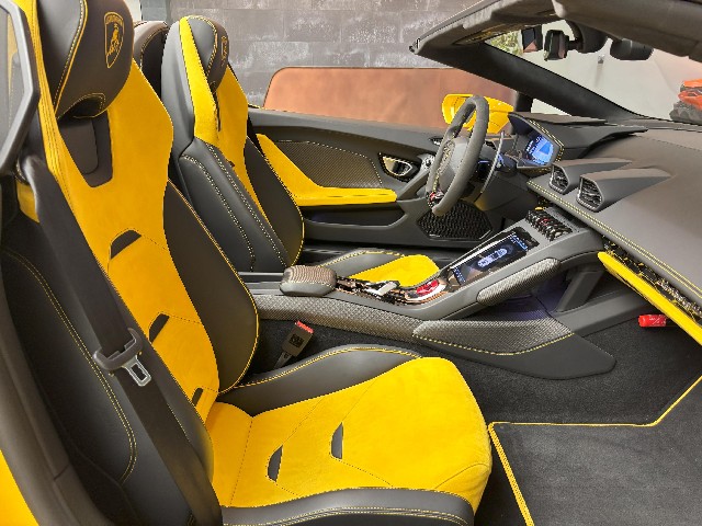 LAMBORGHINI HURACAN 2019 Image 36