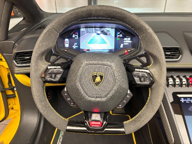 LAMBORGHINI HURACAN 2019 Image 40