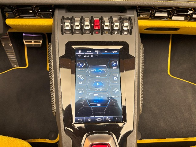 LAMBORGHINI HURACAN 2019 Image 46