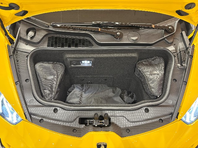 LAMBORGHINI HURACAN 2019 Image 51