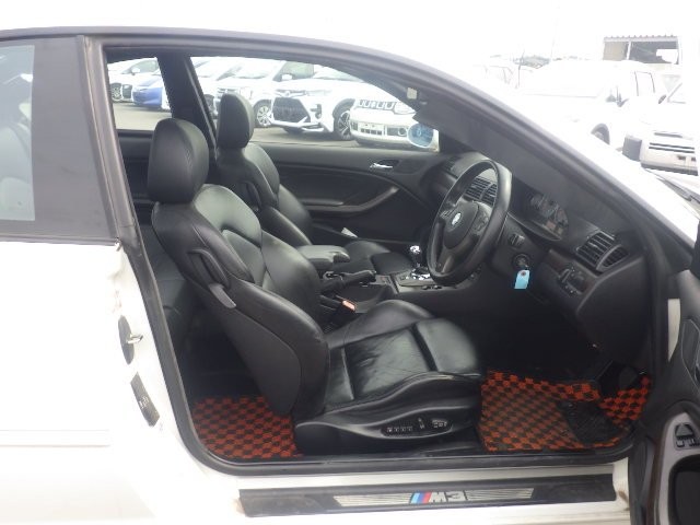 BMW M3 2002 Image 24