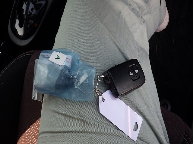 TOYOTA VITZ 2017 Image 23