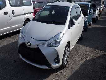 TOYOTA VITZ 2017 Image 1