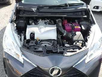 TOYOTA VITZ 2017 Image 15