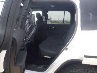 TOYOTA LAND CRUISER 2022 Image 13