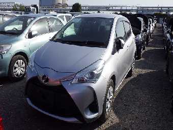 TOYOTA VITZ 2017 Image 1