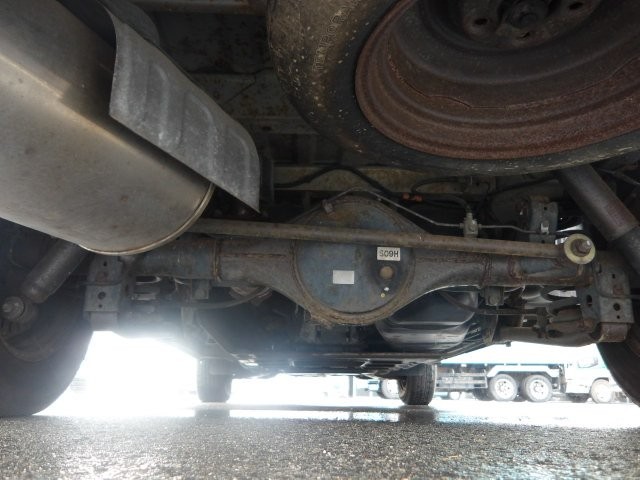 MAZDA BONGO FRIENDEE 2002 Image 30