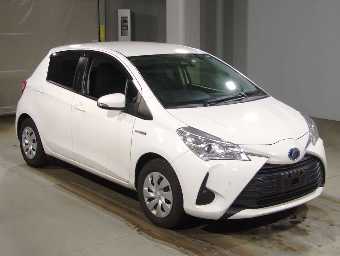 TOYOTA VITZ 2020 Image 3