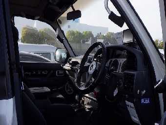 TOYOTA LAND CRUISER 80 1995 Image 9