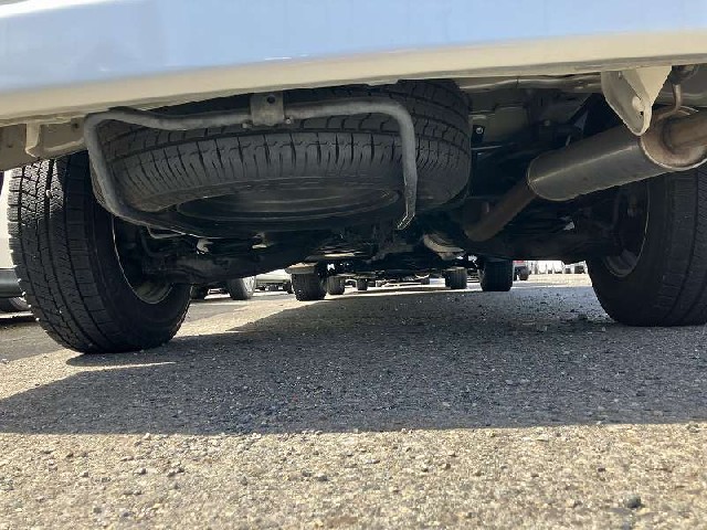 TOYOTA REGIUSACE 2001 Image 30