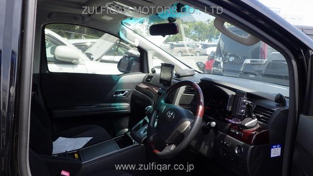 TOYOTA ALPHARD 2012 Image 12