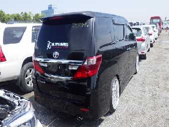 TOYOTA ALPHARD 2012 Image 4