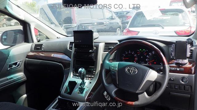 TOYOTA ALPHARD 2012 Image 8