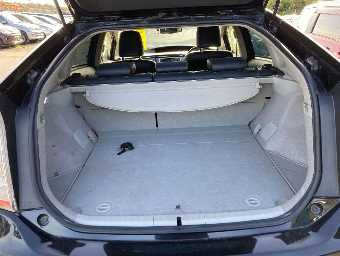 TOYOTA PRIUS 2014 Image 8