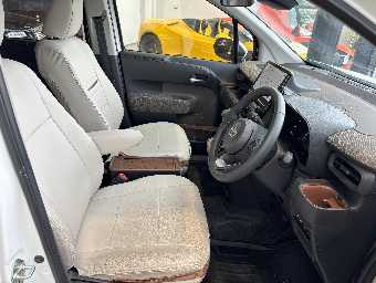 TOYOTA SIENTA 2024 Image 14