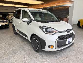 TOYOTA SIENTA 2024 Image 3