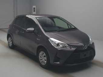TOYOTA VITZ 2019 Image 3