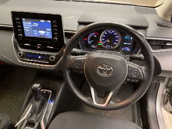 TOYOTA COROLLA TOURING 2019 Image 6