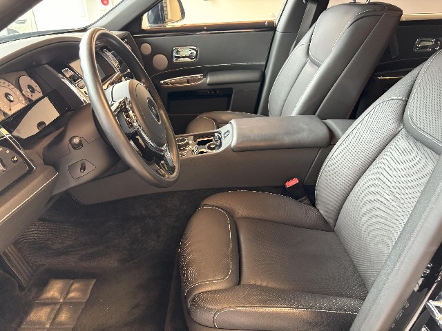 ROLLS ROYCE GHOST 2016 Image 30