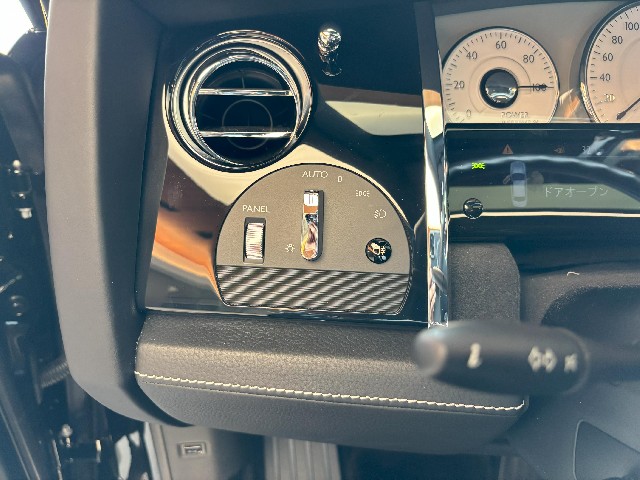 ROLLS ROYCE GHOST 2016 Image 47