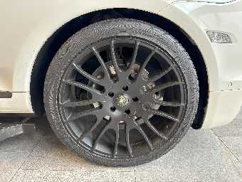 PORSCHE CAYENNE 2010 Image 12