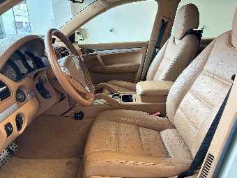 PORSCHE CAYENNE 2010 Image 14