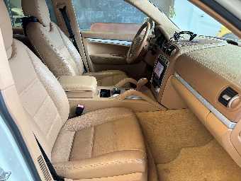 PORSCHE CAYENNE 2010 Image 21