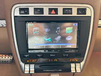 PORSCHE CAYENNE 2010 Image 36
