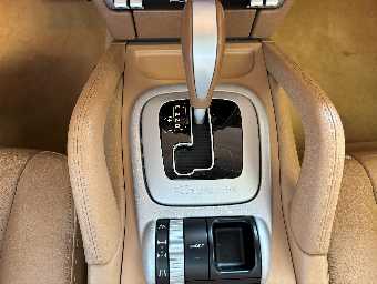 PORSCHE CAYENNE 2010 Image 37
