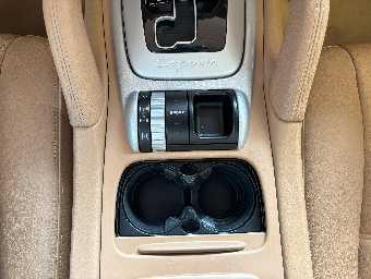 PORSCHE CAYENNE 2010 Image 39