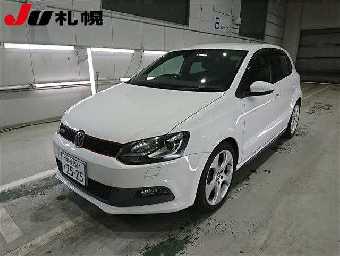 VOLKSWAGEN POLO 2012 Image 1